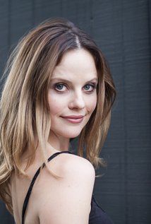 Hair Sarah Ramos, Midnight Texas, Arielle Kebbel, Future Girlfriend, Human Bean, Young Actors, Girl Next Door, Celebrity Crush, Cute Hairstyles