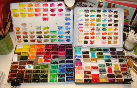 Pan Storage Ideas, Gouache Palette, I Name, Paint Palettes, Watercolor Supplies, Watercolor Mixing, Palette Ideas, Watercolor Journal, Drawing Book