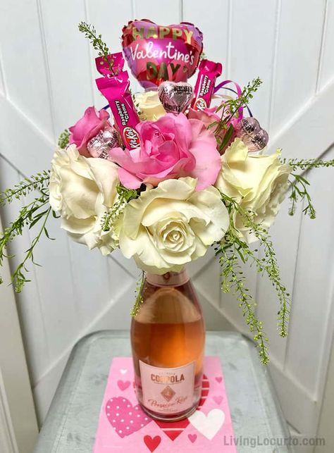 Wine Mothers Day Gifts, Champagne Bottle Bouquet Gift, Mother’s Day Simple Gift, Champagne Bouquet Gift, Champagne With Flowers, Bottle And Flowers Gift, Wine Bottle Floral Arrangements Diy, Wine Party Centerpiece Ideas, Decorative Wine Bottles Diy