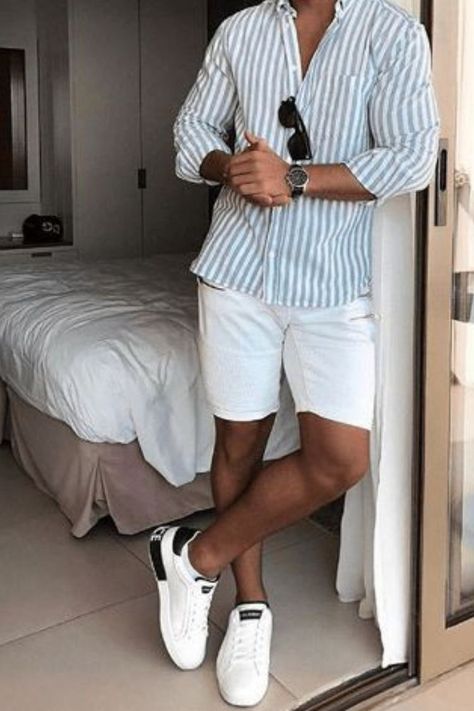 Men's Casual Style Summer, Summer Look Men Outfit Ideas, Summer Outfits For Men 2023, Summer In Italy Outfits Men, Men Looks Summer, Mens Outfits 2023 Summer, Summer Outfits Men College, Men Outfits Vacation, Mens Italy Outfit