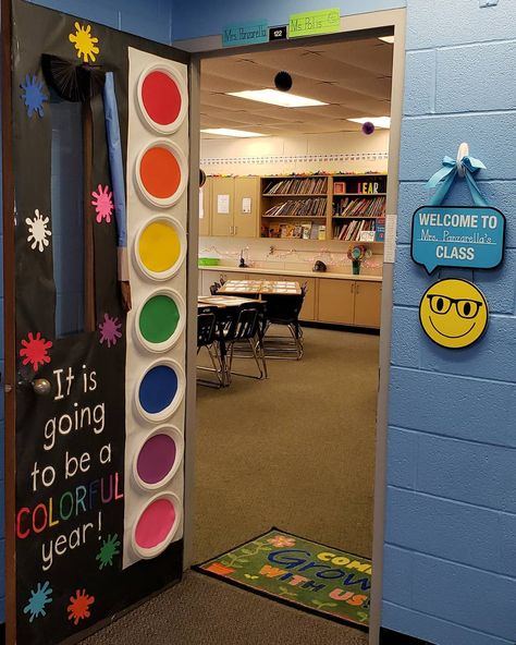 Paint Swatch Classroom Ideas, Paint Pallet Classroom Door, Teachers Doors Ideas, Art Display For Classroom, Art Room Doors Decoration, Art Classroom Door Decoration, Teacher Classroom Door Ideas, Art Teacher Appreciation Door, Art Door Decorations