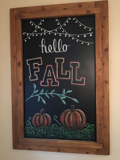 Fall Whiteboard Art Easy, Chalkboard Ideas For Fall, Fall Black Board Ideas, Simple Fall Chalkboard Art, Welcome Chalkboard Ideas, Fall Chalk Designs, September Whiteboard Ideas, October Marker Board Ideas, Seasonal Chalkboard Ideas