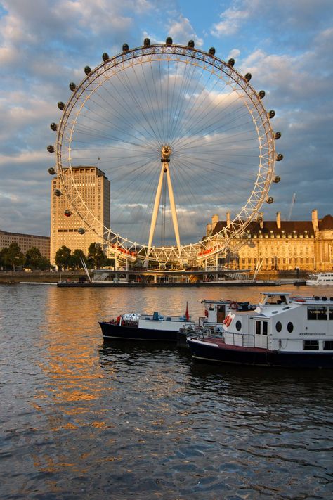 London Honeymoon, Honeymoon Tour Packages, Thames River, London Dreams, The London Eye, London View, Living In England, Honeymoon Tour, London Aesthetic