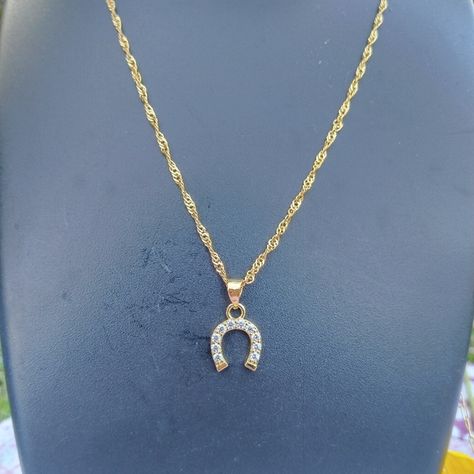 Horse Shoe Pendant necklace Horse Shoe Jewelry, Country Thunder Outfits, Horseshoe Pendant, Horse Shoe, Body Chain Jewelry, Really Cute Outfits, Cz Stone, Shop Necklaces, Sunnies