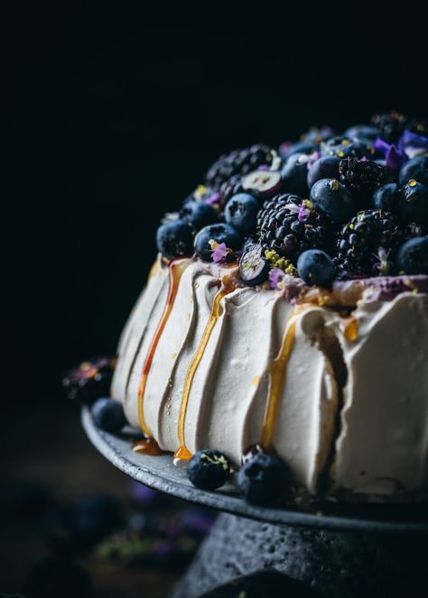 Blackberry Pavlova with Cardamom | Adventures in Cooking Blueberry Curd, Cardamom Recipe, Pavlova Dessert, Pavlova Cake, Pavlova Recipe, Crumble Bars, Beautiful Food Photography, Food Writing, Summer Treats