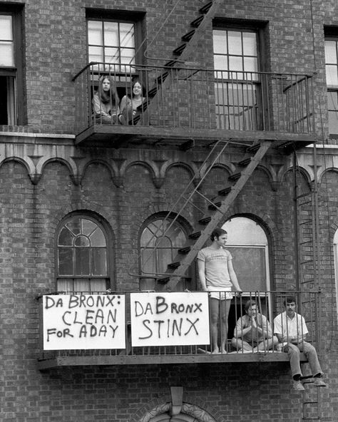 The Get Down: See Photos of the Bronx in the 1970s | Time Bronx 1970s, The Get Down, Bronx Nyc, The Bronx New York, Breathtaking Photography, Gordon Parks, New York Pictures, New York Life, Street Kids