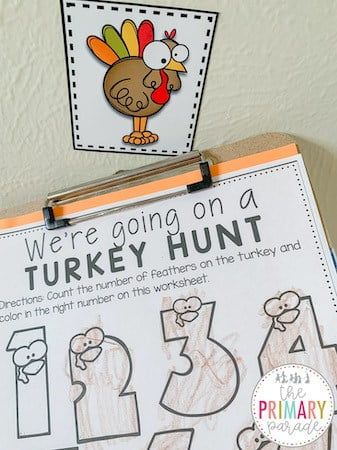 November Language Activities Preschool, Thanksgiving Game For Preschool, I Am Thankful Preschool Activities, Kindergarten Crafts Thanksgiving, What Are We Thankful For Preschool, Cute Turkey Crafts For Kids, Thanksgiving Rhyming Activities Free, Thanksgiving Placemat Kindergarten, Explaining Thanksgiving To Preschoolers