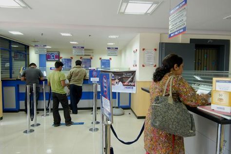 Closing a bank account attracts charges - Livemint Id Card Photo Makeup, Bank Employee, Saving Bank Account, Itunes Card, Bra Image, Airport Photos, Indian Dresses Traditional, Banking Services, Photo To Cartoon