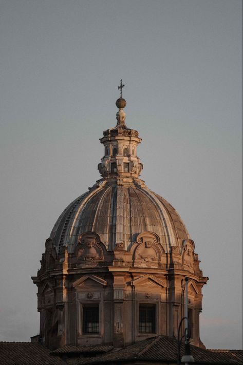 #italy #italytrip #ancient #ancientarchitecture #travel #traveltips #traveling #italytraveltips #sunset #sunsetphotography #sunsetpics #aesthetic #aestheticwallpaper #aestheticwallpaperiphone #iphonewallpapers #architecture #art #baroque #building #cathedral #curch #city #dome #fame #gothic #gothicarchitecture #renaissance #romanesque #rome #sculpture Ancient Italy Aesthetic, Rome Architecture Drawing, Rennaisance Architecture, Reinassance Architecture, Renisance Aesthetic, Baroque Architecture Aesthetic, Romanticism Architecture, Rome Sculpture, Ancient Rome Architecture