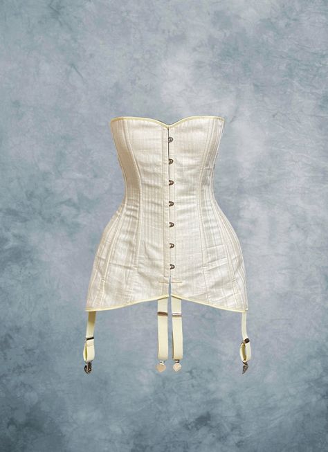 Titanic Era Dress, Vintage Underbust Corset, Vintage Corset Aesthetic, 1910s Corset, 1920s Corset, Vintage Corset Outfit, Corset Dress Vintage, Edwardian Era Fashion, Long Corset