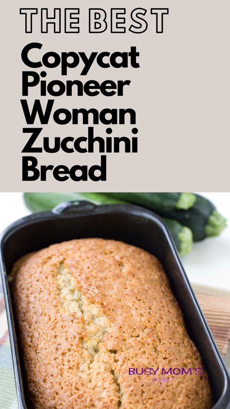 This is the BEST Copycat recipe for zucchini bread. Maybe my favorit ever! Your family will love this as much as mine does! The Very Best Zucchini Bread Ever, Worlds Best Zucchini Bread Recipe, Old Fashion Zucchini Bread Recipe, Moist Zucchini Bread Recipes, Cinnamon Roll Zucchini Bread, Pioneer Woman Zucchini Bread, Easiest Zucchini Bread Recipe, Zucchini Bread Pioneer Woman, Zucchini Bread Recipe