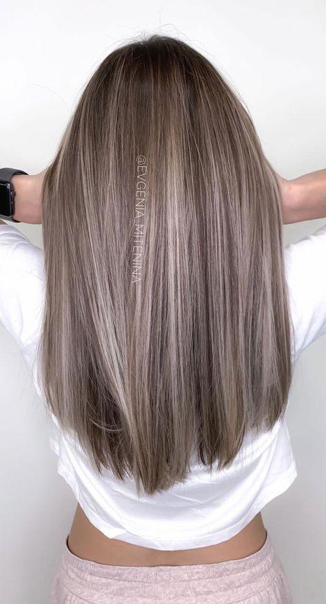 Autumn Hair Colours, Frosted Tips, Gray Ombre, Autumn Hair, Ash Hair, Ash Hair Color, Brunette Hair With Highlights, Cute Autumn, Brown Hair With Blonde Highlights