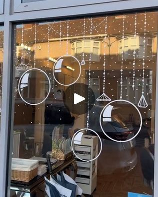 2.2M views · 43K reactions | Christmas window art | This simple window art will elevate your homes at chrismtas 🖌️🤩 | By Lessons Learned In Life | Facebook Christmas Decor Ideas On Windows, Christmas Decorations On Windows, Window Decor Ideas Christmas, Windows Christmas Decoration, Window Christmas Art, Christmas Decor Ideas For Windows, Christmas Decorations Windows, Christmas Window Display Home Diy, Easy Christmas Window Art