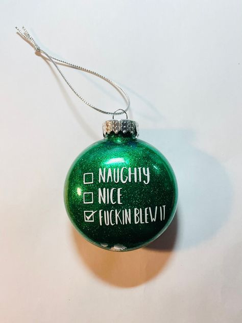 Diy Ugly Ornament Ideas, Adult Ornaments Diy, Diy Christmas Ornaments For Adults, Funny Christmas Decor, Funny Ornament Exchange Ideas, Funny Diy Christmas Ornaments, Ornament Crafts For Adults, Diy Christmas Ornaments Cricut, Diy Glitter Ornaments