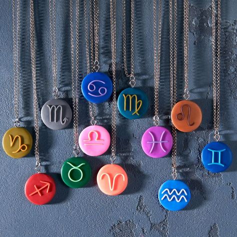 Clay Zodiac, Polymer Clay Beads Diy, Easy Polymer Clay, Diy Polymer Clay, Polymer Clay Ring, Clay Keychain, Clay Magnets, Diy Earrings Polymer Clay, Handmade Clay Jewelry