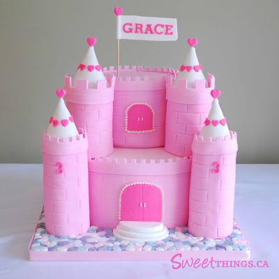 SweetThings: 3rd Birthday Cake: Pink Castle Cake Lovely girls princess castle cake Fairy Castle Cake, Pink Princess Cakes, Castle Birthday Cakes, 3d Birthday Cake, Princess Castle Cake, Minion Birthday Cake, Girls 3rd Birthday, Princess Birthday Cake, Pink Castle