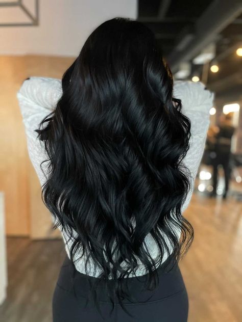 Black Hair Haircuts, Black Hair Curls, Glam Seamless, Shiny Black Hair, Black Hair Inspiration, Hair Levels, Black Brown Hair, Black Hair Balayage, Dark Brunette Hair