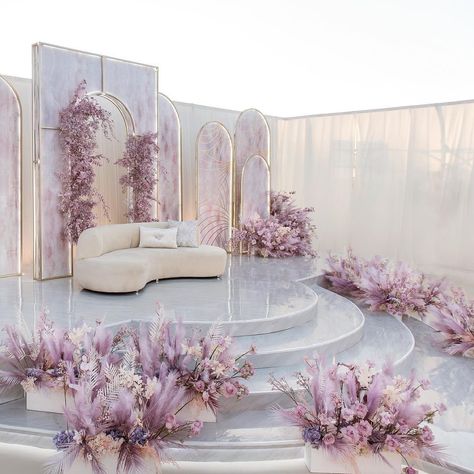 Lilac: Colour Of The Season Is Sensed And Here’s How You Can Inculcate It In Your Celebration Wedding Stage Decor, Candy Birthday, Rustic Wedding Decorations, Wedding Stage Design, Dream Wedding Decorations, Luxury Wedding Decor, Wedding Planning Decor, Desi Wedding Decor, Wedding Backdrop Design