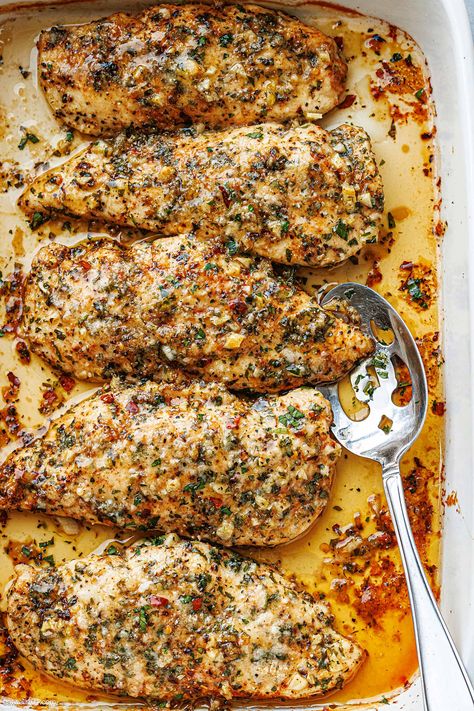 Parmesan Chicken Bake, Baked Garlic Parmesan Chicken, Healthy Low Carb Dinners, Chicken Breast Recipes Baked, Chicken Bake, Garlic Parmesan Chicken, Baked Chicken Parmesan, Parmesan Chicken, Chicken Parmesan Recipes