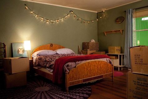 Twilight House, Meg Griffin, Relaxing Bedroom, Edward Cullen, Bella Swan, House Room, The Twilight Saga, Room Inspiration Bedroom, Room Ideas Bedroom