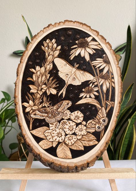 Hand burned bass wood moth abd flower design. @artbyKMF_ on insta Moth Wood Burning, Wooden Burning Art, Wood Burn Flowers Design, Wood Burned Designs, Flowers Wood Burning, Woodburning Ideas Design Patterns, Burn Wood Art, Pyrography Flowers, Wood Burning Flowers