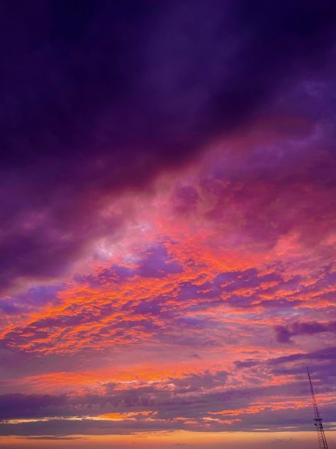 Sunset
Perfect summer
Sunset aesthetic
Summer aesthetic
Jersey shore summer
Ocean city
Vacation Purple Orange Sunset, Violet Aesthetic, Purple Color Palettes, Sky Summer, Cotton Candy Sky, Blue Sunset, Purple Sunset, Orange Sunset, Red Sunset