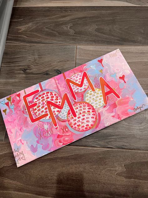 Cute Dorm Room Paintings, Easy Diy Room Decor Art Craft Ideas, Names Painted On Canvas, Preppy Painting Collage, Name Paintings On Canvas Ideas, Easy Dorm Paintings, Senior Wall Painting Ideas, Dorm Wall Pictures, Name On Canvas Painted