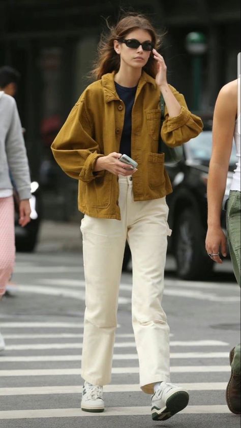 February 2024 Outfit, Kaia Gerber Outfits, Kaia Gerber Street Style, Kaia Gerber Style, Models Off Duty Style, Kaia Gerber, Model Style, Star Style, Celebrity Street Style