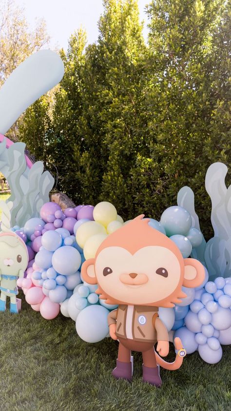 Khloé Kardashian's 5th Birthday Party For Daughter True True Thompson, Octonauts Birthday Party, Octonauts Party, Ariel Birthday Party, Ariel Birthday, 5th Birthday Party, Toy Story Party, Celebrity Kids, Balloon Decorations Party