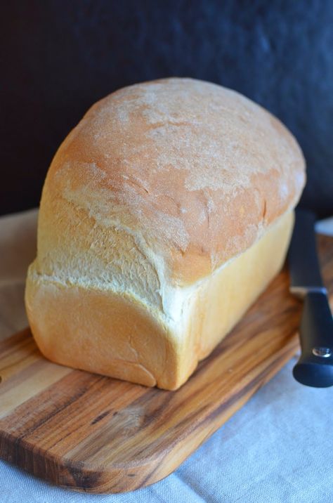 Bread Machine Italian Bread, Loaf Bread Recipe, Italian Bread Recipes, Best Bread Machine, Bread Machine Recipe, Sourdough Bread Sandwiches, Bread Maker Recipes, Label Mockup, Sandwich Bread Recipes