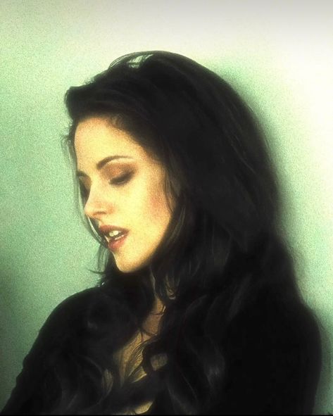 Twilight Film, Twilight Pictures, Sarah Michelle Gellar, Bella Swan, The Twilight Saga, Kristen Stewart, Maquillaje De Ojos, Pretty Woman, Hair Inspo