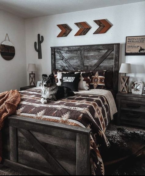 Western Bedroom Bedding, Dark Western Room Aesthetic, Country Styled Bedroom, Rustic Country Room Ideas Bedrooms, Western Bedroom Ideas For Men, Cute Bedroom Ideas Country, Western Spare Bedroom, Modern Country Room Ideas, Modern Western Apartment Decor