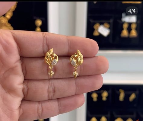 Short Earrings Gold, Daily Earrings Simple Gold, Simple Daily Wear Earrings Gold Indian, Daily Wear Earrings Gold Indian Hangings, Small Gold Earrings Indian, Gold Earrings Designs For Daily Use, Lakshmi Earrings, Gold Earrings Studs Simple, Ns Logo