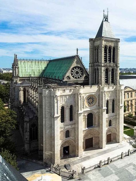 Photo Credit: https://www.exploringart.co/gothic-basilica-of-saint-denis/ Saint Denis Basilica, Saint Denis Cathedral, Basilica Of Saint Denis, Basilica Of St Denis, French Gothic Architecture, French Gothic, North Tower, St Denis, Cathedral Basilica