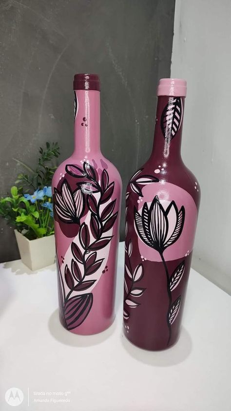 #bottle_art_hd #bottle_art_handicraft #bottle_art_simple #bottle_art_ideas_for_beginners,metal wine glass wall art ,wine bottle and glass wall art ,wine bottle crafts with lights ,creative things to do with glass bottles ,how to display empty wine bottles #bottle_art_in_malayalam Glass Flower Painting, Bottle Painting Designs, Wine Glass Wall, Glass Bottle Painting, Bottles Decoration Diy, Bottle Art Projects, Hand Painted Wine Bottles, Hand Painted Bottles, Glass Painting Designs