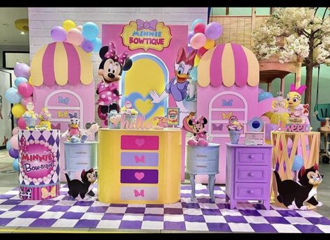 Minnie Mouse Bowtique Party, Minnies Bowtique Party Decoration, Minnie’s Bowtique Party, Minnie Mouse Boutique Party Ideas, Minnie’s Bowtique Birthday Party, Minnie Candyland, Minnies Bowtique Party, Minnie Bowtique Party, Bowtique Party