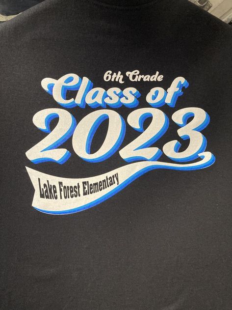 Class Of 2023 Aesthetic, Senior Merch, Senior Year Diy, Junior Hoodies, Scandinavian Outfit, Senior Jackets, Ariana Grande Lyrics, Class Shirts, Senior Stuff