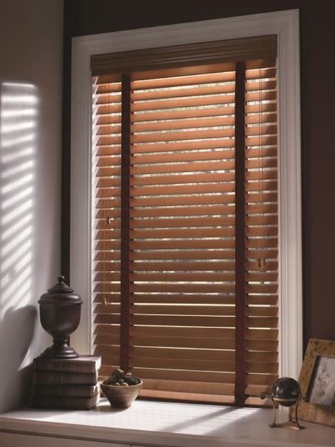 Wooden Window Blinds, Exterior Blinds, Patio Blinds, Modern Blinds, Diy Window Treatments, Living Room Blinds, Window Treatments Living Room, Blinds Design, Diy Blinds