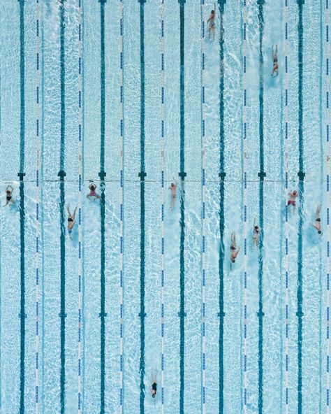 Boring Images, Minimalist Photos, Aerial Images, Sports Aesthetic, Shadow Play, Drone Photos, Long Shadow, Aerial Photo, Photography Awards