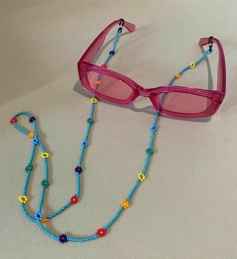 Chain For Glasses, Fimo Ring, Pulseras Kandi, Eyewear Chain, Mode Crochet, Beaded Necklace Diy, Dope Jewelry, Instagram Summer, Beaded Accessories