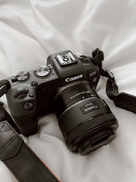 Black, Canon, Canon Camera, Mirrorless Camera, Canon Eos, Eos, Bed