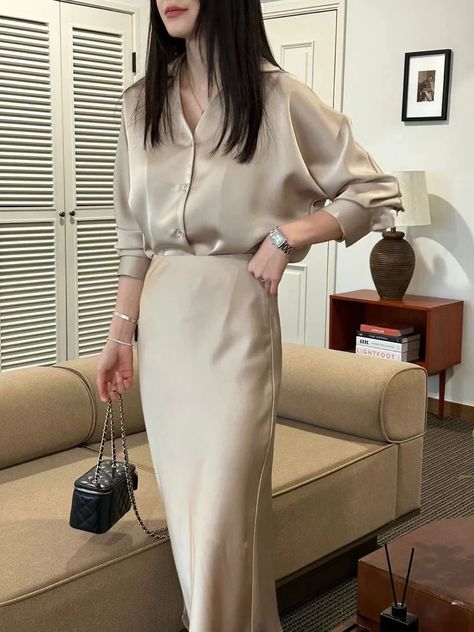 Skirt And Blouse Set, Silk Skirt And Blouse, Silk Shirt And Skirt, Silk Shirt Skirt Outfit, Silk Skirt Outfit Elegant, Silk Blouse With Skirt, Silk Fashion Clothes, Satin Shirt Aesthetic, Satin Blouse And Skirt Outfit