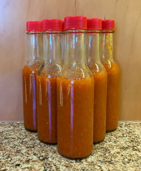 Jalapeno Hot Sauce Recipe, Jalapeño Hot Sauce, Habanero Recipes, Hot Pepper Recipes, Hot Sauce Recipe, Smoked Salt, Smoked Jalapeno, Red Jalapeno, Homemade Hot Sauce