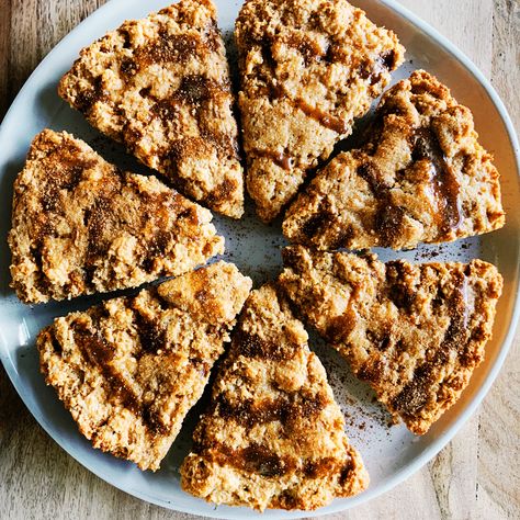 Almond Flour Pumpkin Spice Scones Recipe Scones With Almond Flour, Pumpkin Spice Scones, Almond Flour Pumpkin, Healthy Scones, Chai Spice Mix, Chickpea Recipes Roasted, Pumpkin Scones, Scones Recipe, Glycemic Index