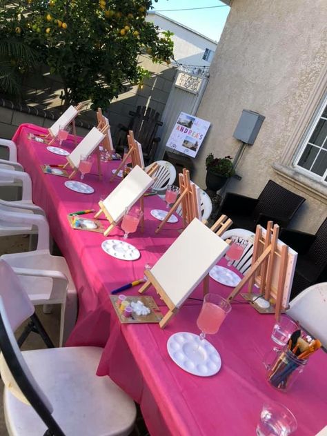 Painting Birthday Party Aesthetic, Sip And Paint Outside Ideas, Princess Painting Party, Pink Sip And Paint Party, Paint Night Table Set Up, Paint Party Set Up, Party Painting Ideas, Birthday Sip And Paint Ideas, Paint And Sip Party Decorations