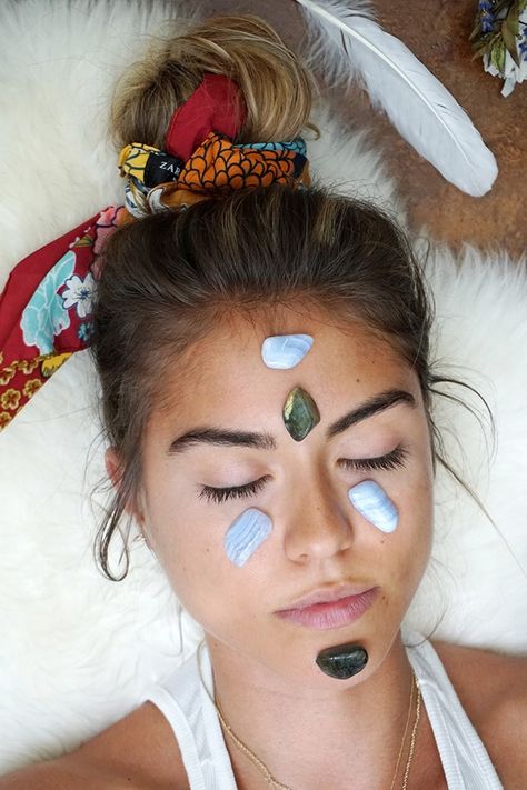 Crystal Facial, Lemon Benefits, Coconut Health Benefits, Stomach Ulcers, Benefits Of Coconut Oil, Crystal Grid, Reiki Healing, Skin Care Regimen, Energy Healing