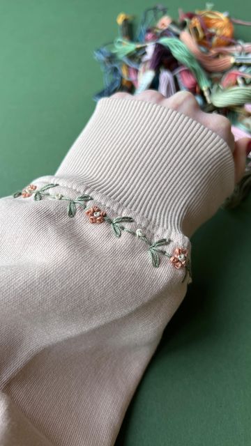 Embroidered Sleeves Cuff, Embroidery On Sleeves Cuffs, Embroidered Shorts Diy, What To Embroider On, Embroidery Aesthetic, Cuff Embroidery, Christmas Tree Embroidery Design, Hoodie Embroidery, Cool Embroidery