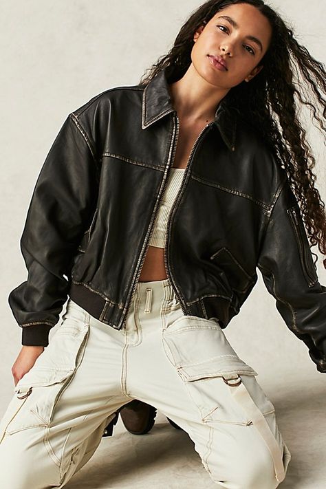 Canela, Blouson Jacket, Leather Jacket Style, Casual Coat, Preppy Outfits, Jacket Outfits, Leather Coat, Boho Outfits, Autumn Winter Fashion