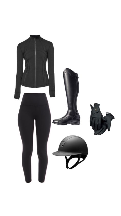 horse back riding!! 🐎 Royal Horse Riding Outfit, Horse Riding Clothes For Women, Horse Outfits Riding, Aesthetic Horse Riding Outfits, Horses Riding Outfit, Outfit Horse Riding, Horse Riding Aesthetic Outfit, Riding Outfits English, Horse Outfits Clothing