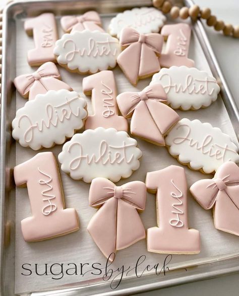 Isn't She Onederful Cookies, Bows Cookies Decorated, Tutu Cute 2nd Birthday Party Cookies, Desserts For First Birthday Party, Pink First Birthday Cookies, Shes A Sweet One First Birthday, Bowtiful First Birthday, Pink Bow Cookies Decorated, Coquette Cookies Decorated